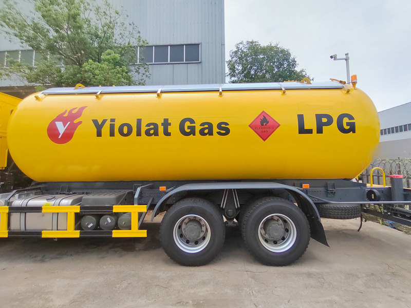 HOWO 10 wheeler LPG tanker for sale HOWO 10 wheeler LPG tanker for sale