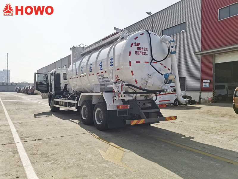 HOWO 6X4 Ash suction truck