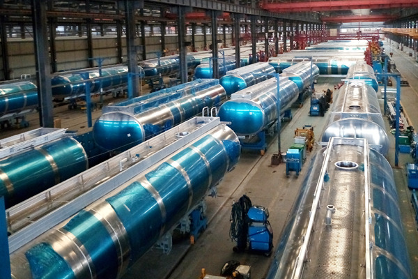 Aircraft fuel tanker manufacturer