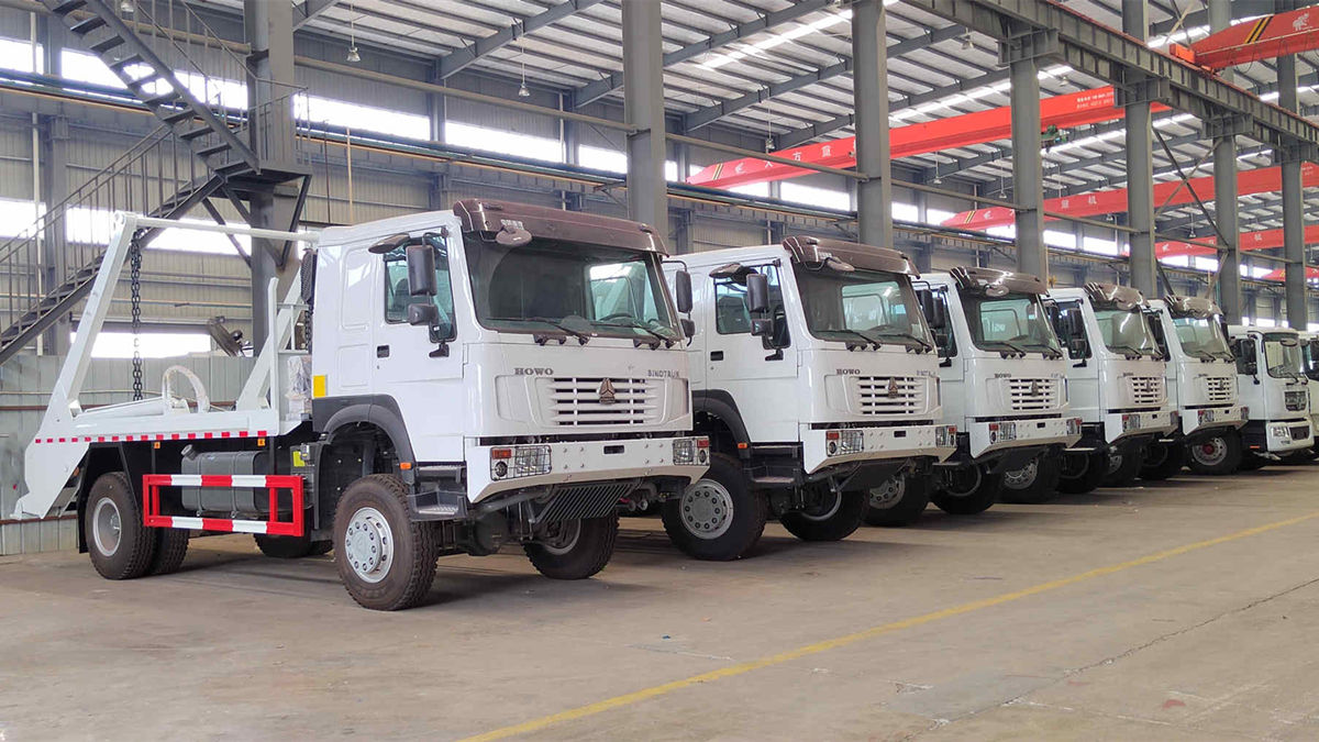 6 units HOWO 4x4 skip loader garbage trucks delivered to Djibouti
