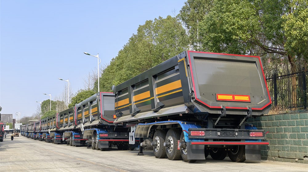 100 unit 4 axles heavy duty dumper semitrailers are deliveried to cote d'ivoire