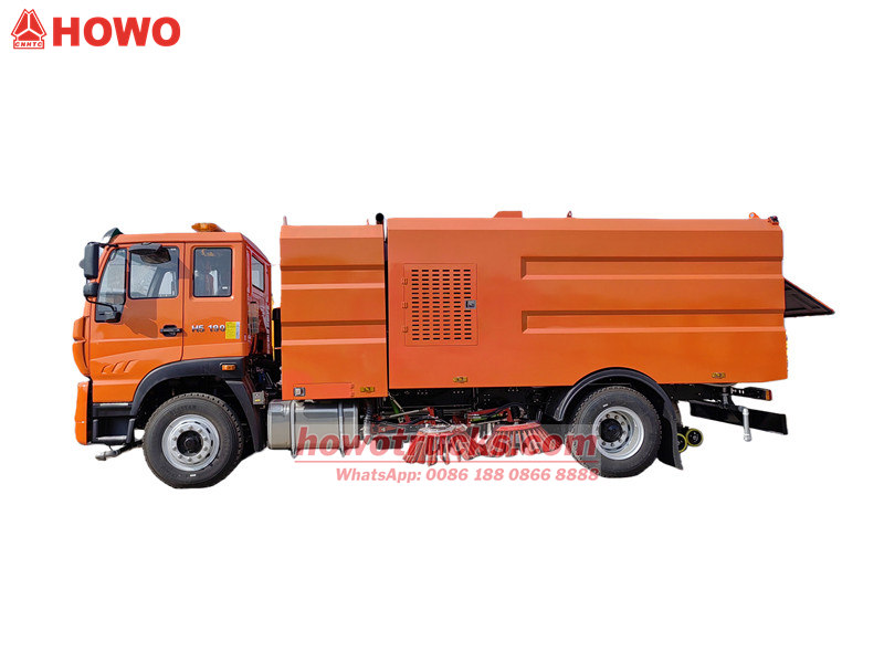 Howo H5 vacuum sweeper truck 