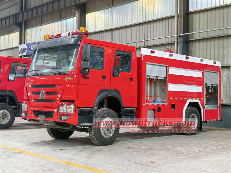 Howo 5 cubic meter foam fire truck 